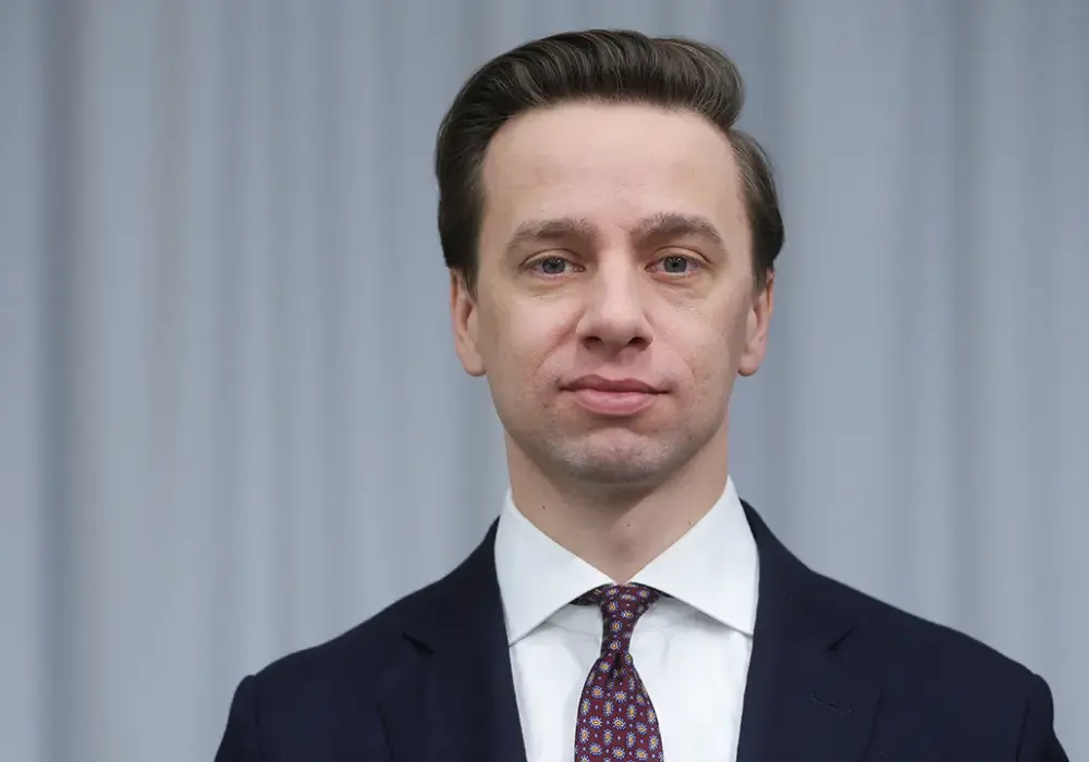 Kogo popiera Bosak? Odkryj jego wybór w wyborach prezydenckich
