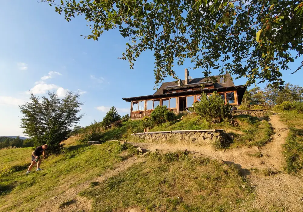 Bacówka nad Wierchomlą - historia, noclegi i atrakcje w Beskidach