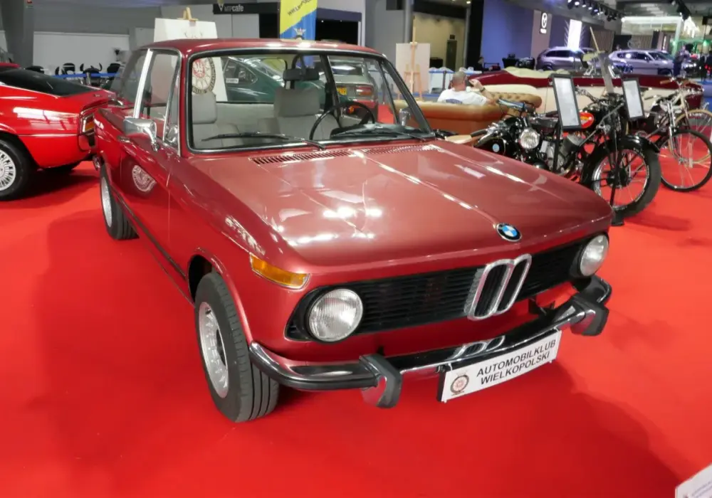BMW E10 - Kultowa seria 02 bez tajemnic. Jak kupić i na co uważać?