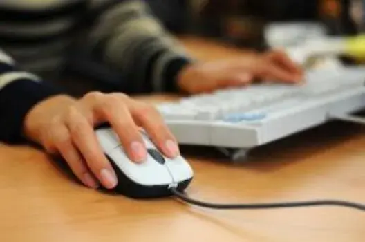 Jak sprawdzić zadłużenie w urzędzie skarbowym online i uniknąć kłopotów