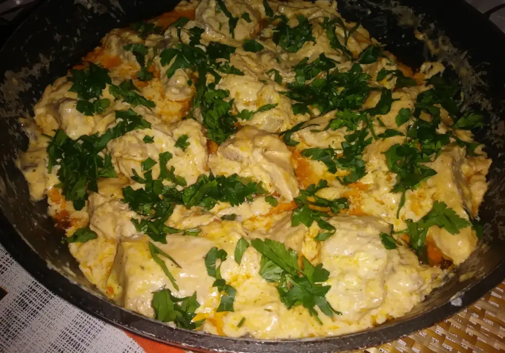 Kurczak z mascarpone - przepis na idealnie kremowy i szybki obiad