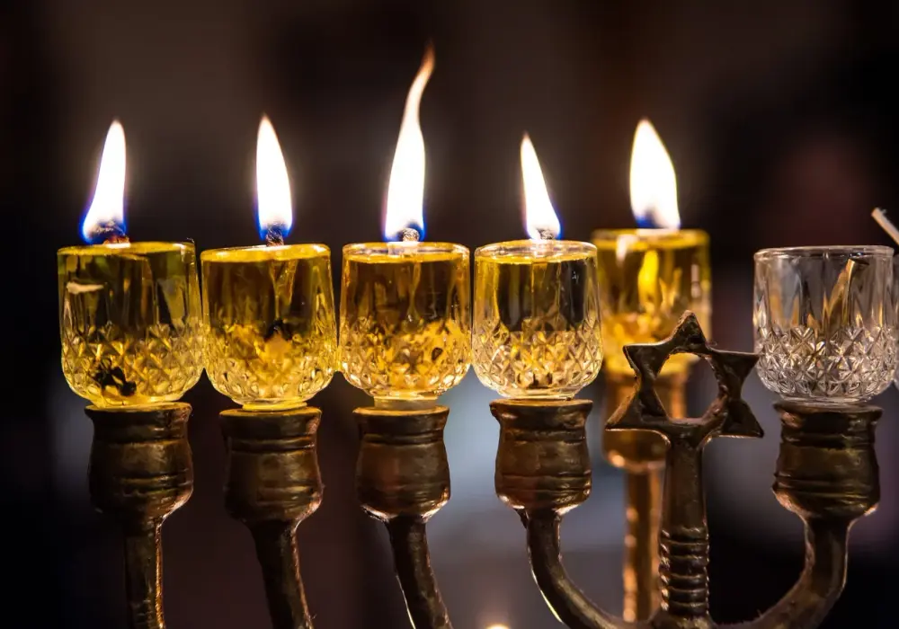 Chanuka bez tajemnic - symbole, tradycje i znaczenie święta