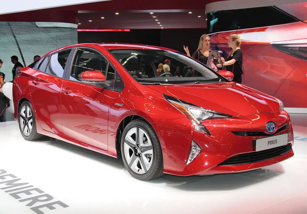 Toyota Prius IV – Czy ta hybryda nadal się opłaca?