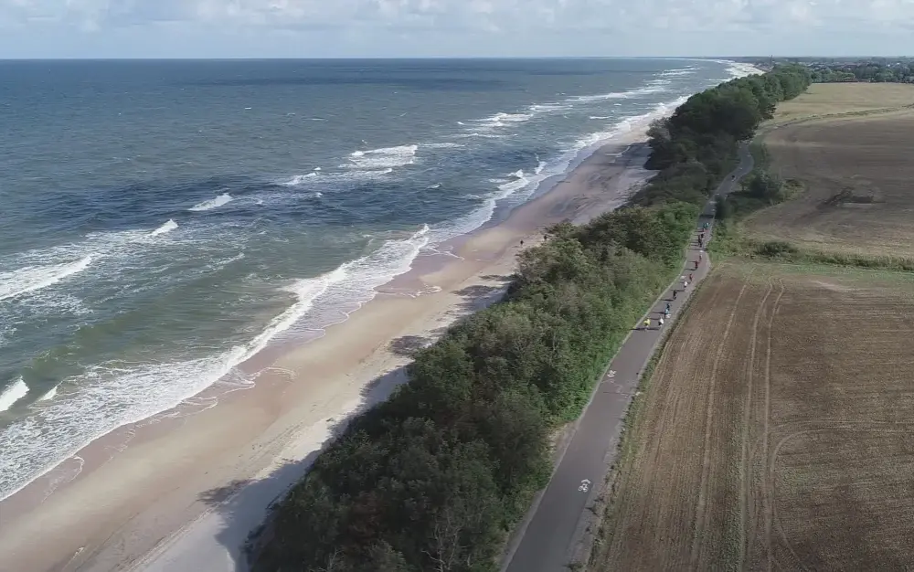 Ile km jest z Mielna do Kołobrzegu? Sprawdź najkrótszą trasę!