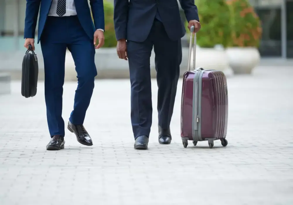 Delegacja powyżej 30 dni - Jak rozliczyć koszty i aneks do umowy?
