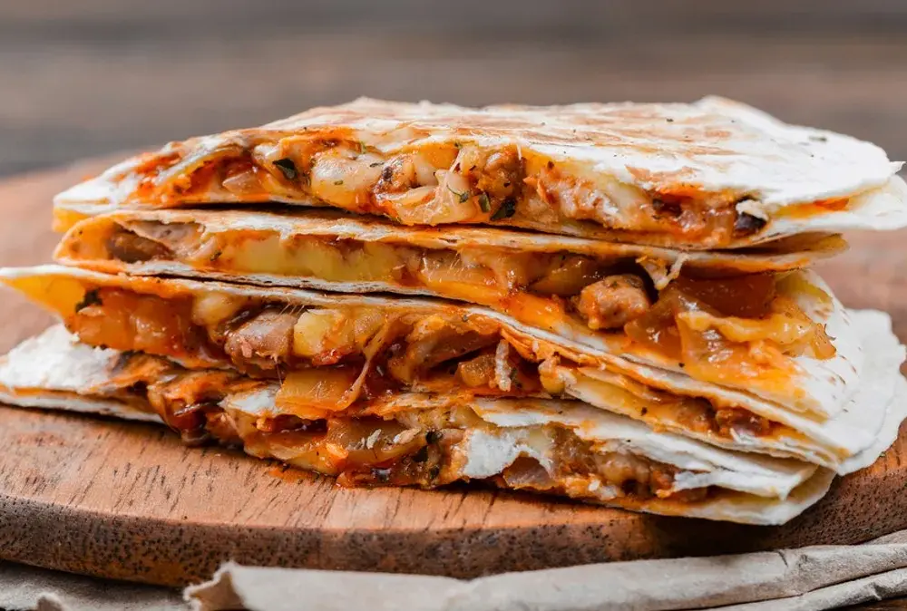 Jak zrobić quesadilla serowa - prosty przepis na pyszne danie