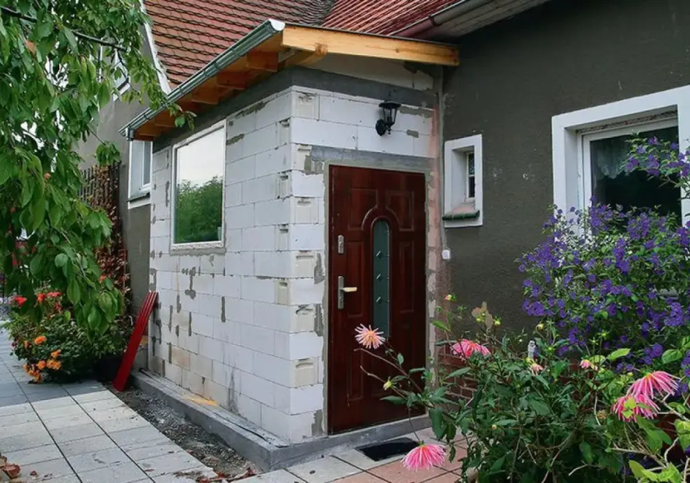Powiększenie domu - kiedy warto? Formalności, koszty, błędy