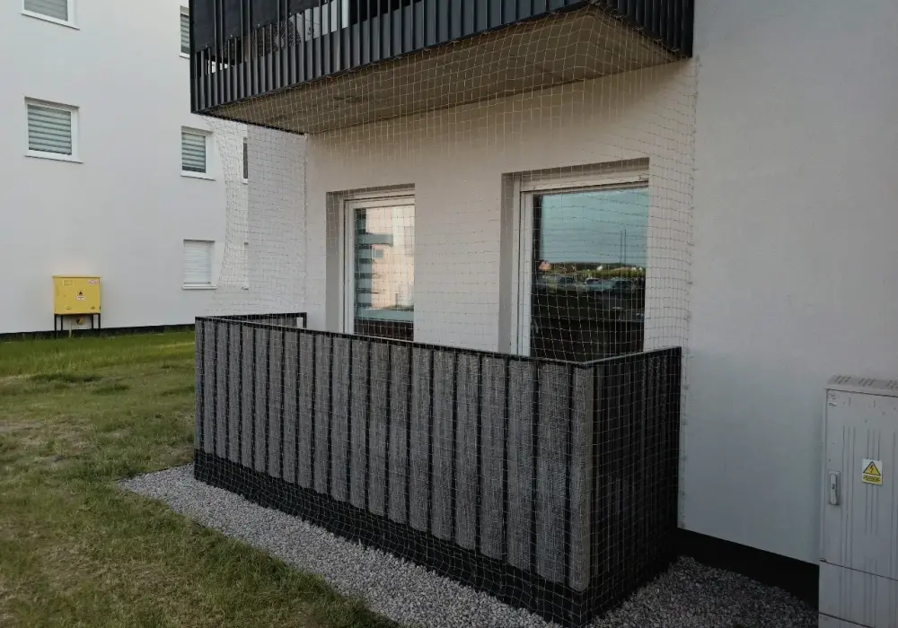 Jak zabezpieczyć balkon przed wypadkami dzieci i zwierząt?