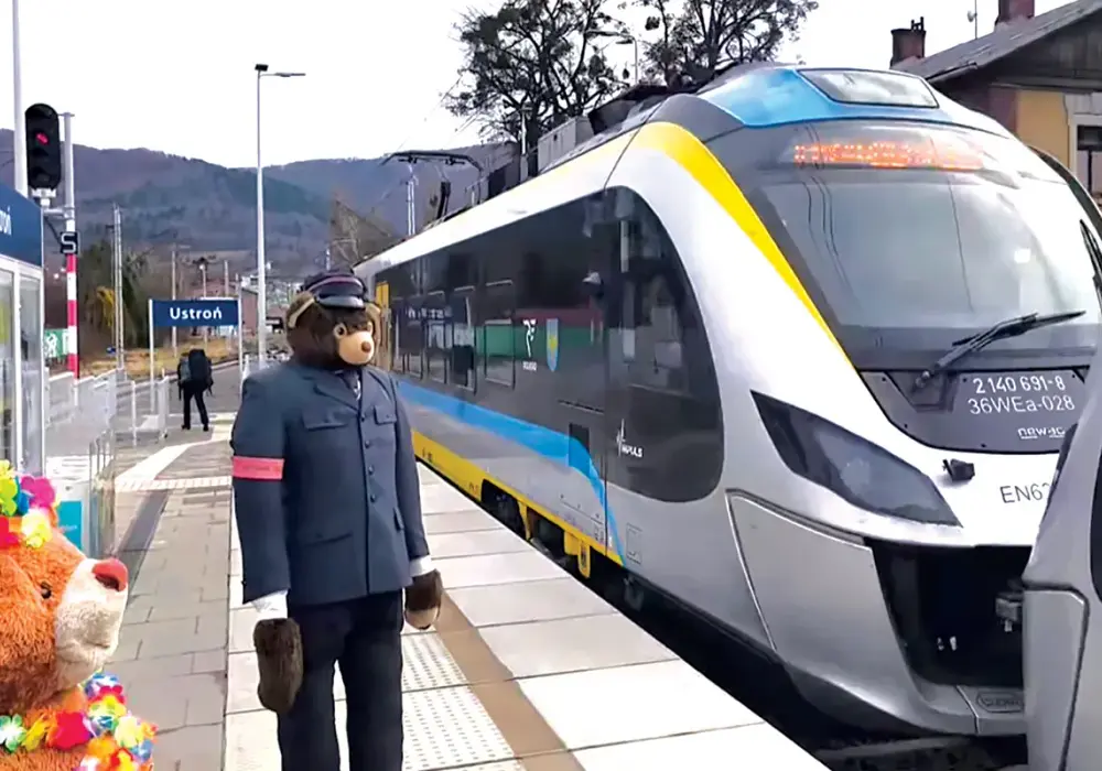Dojazd pociągiem do Ustronia Morskiego: praktyczny przewodnik