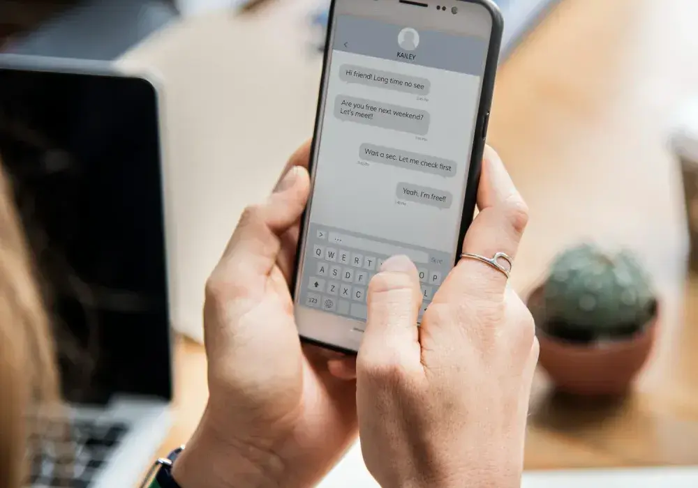 Jak wydrukować wiadomości z Messengera i nie stracić ważnych treści