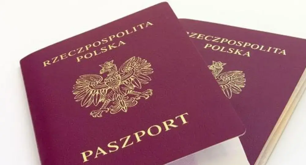 Paszport do Dubaju: ile musi być ważny? Sprawdź wymogi!