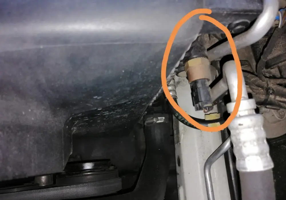 Gdzie jest czujnik temperatury silnika w BMW E39 - uniknij problemów z silnikiem