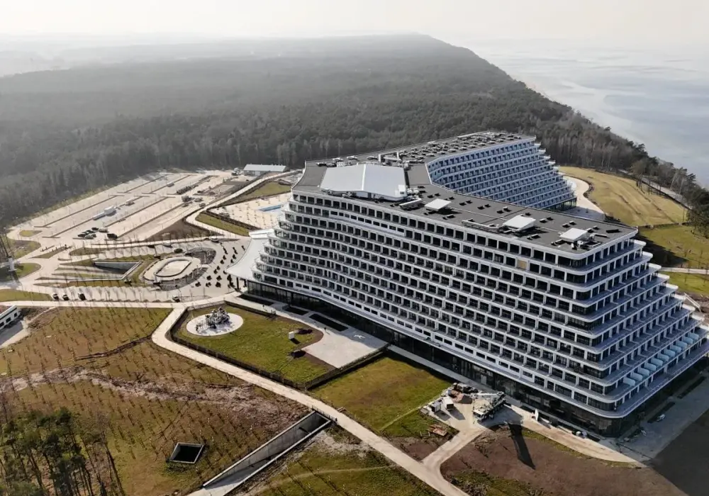 Kiedy będzie otwarty hotel Gołębiewski w Pobierowie? Oto najnowsze informacje