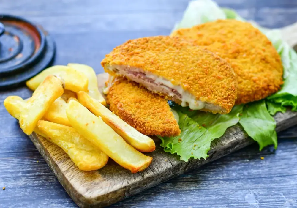Kotlet po szwajcarsku – idealny bez wycieków sera. Sprawdź!