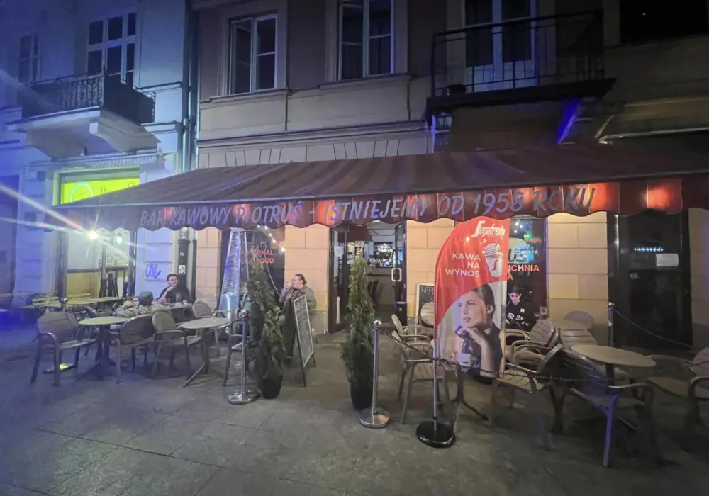 Bar u Piotra i Pawła Poznań: Kultowy schabowy, klimat, praktyczne info