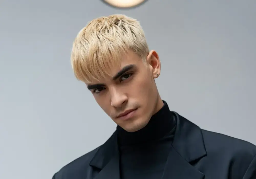 Blond włosy u chłopaka: Jaką farbę wybrać? Top 5 marek