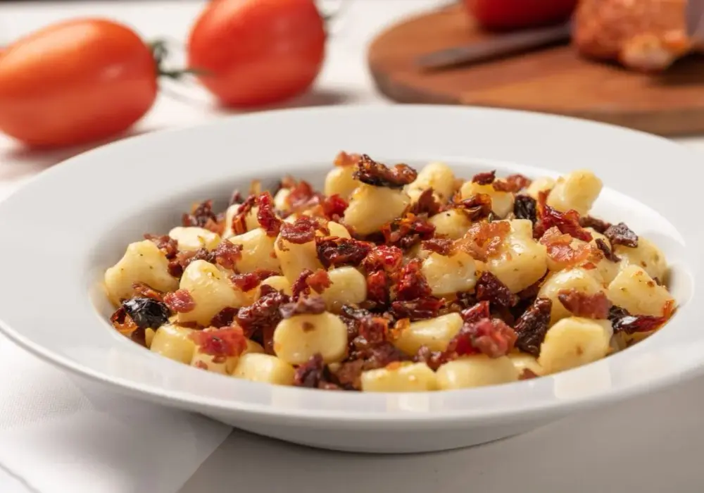 Gnocchi z boczkiem: Szybki przepis na idealny obiad