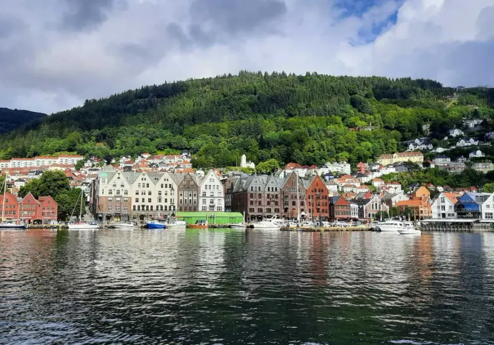 Najlepsze atrakcje Bergen: 10 miejsc, które musisz zobaczyć