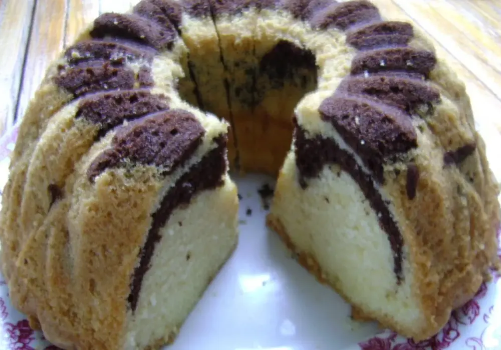 Babka z majonezem - jak upiec idealnie wilgotną i puszystą