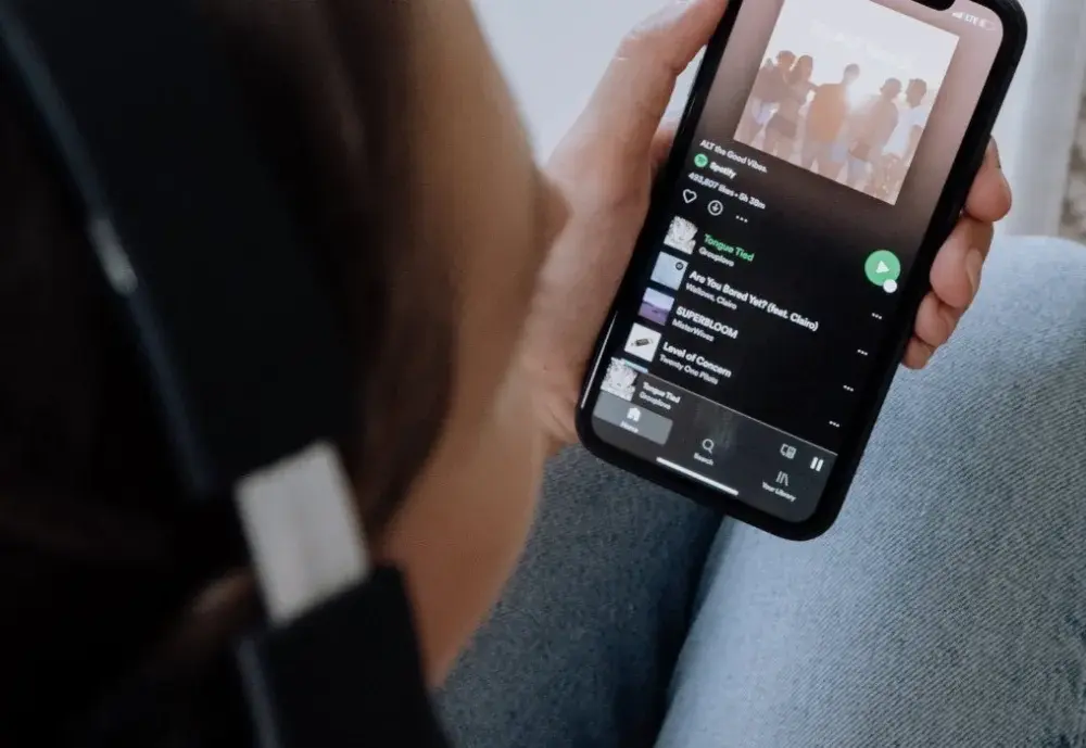 Czemu iPhone nie widzi słuchawek Bluetooth? Oto najczęstsze przyczyny