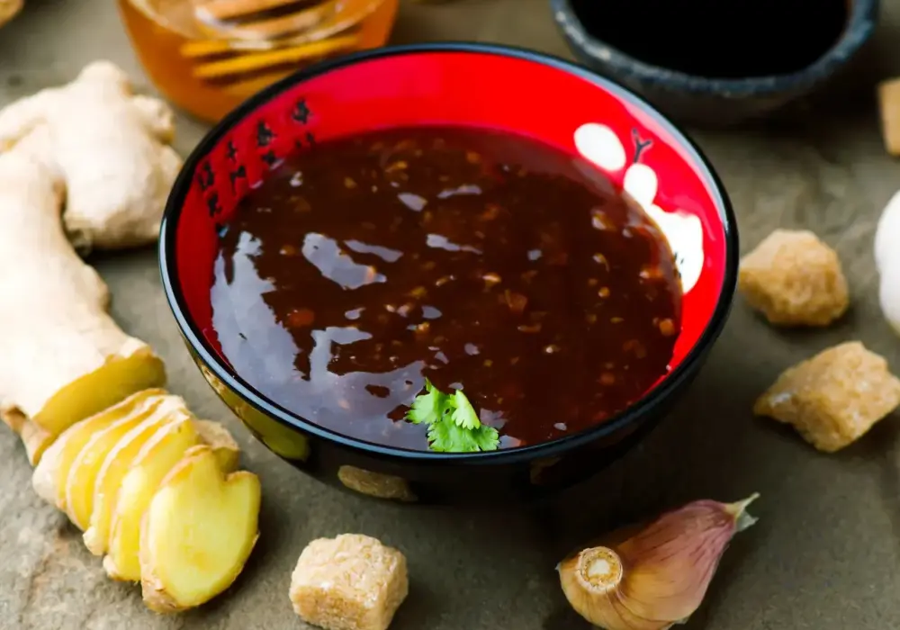 Sos teriyaki - do czego? 4 role, które odmienią Twoje dania