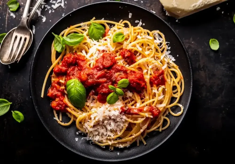 Jakie mięso do spaghetti wybrać - Poznaj sekret idealnego sosu