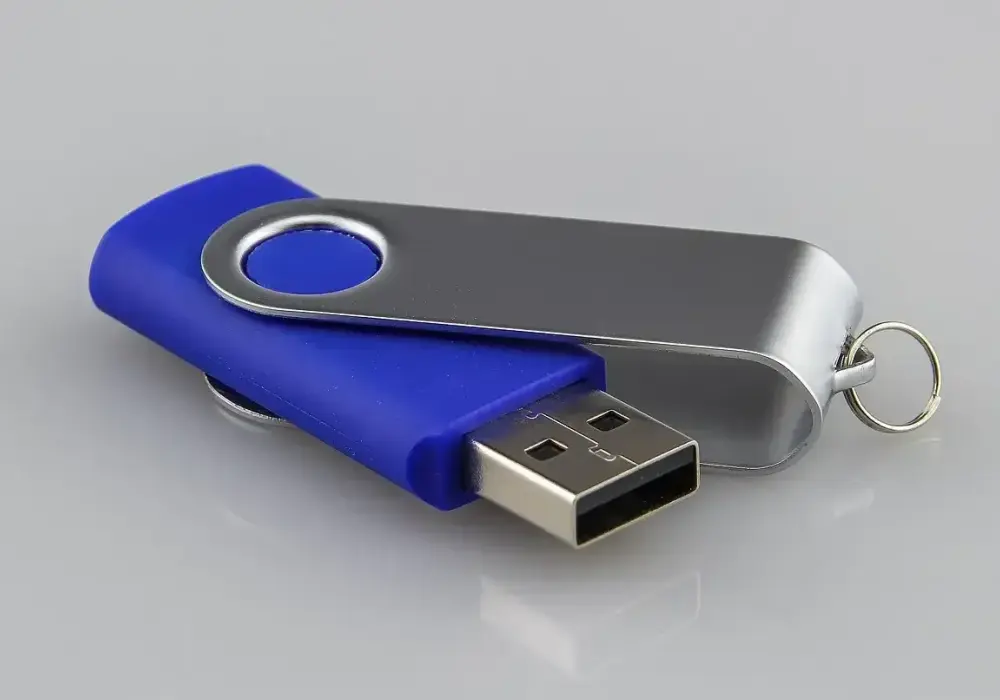 PowerPoint na pendrive - Jak spakować prezentację?