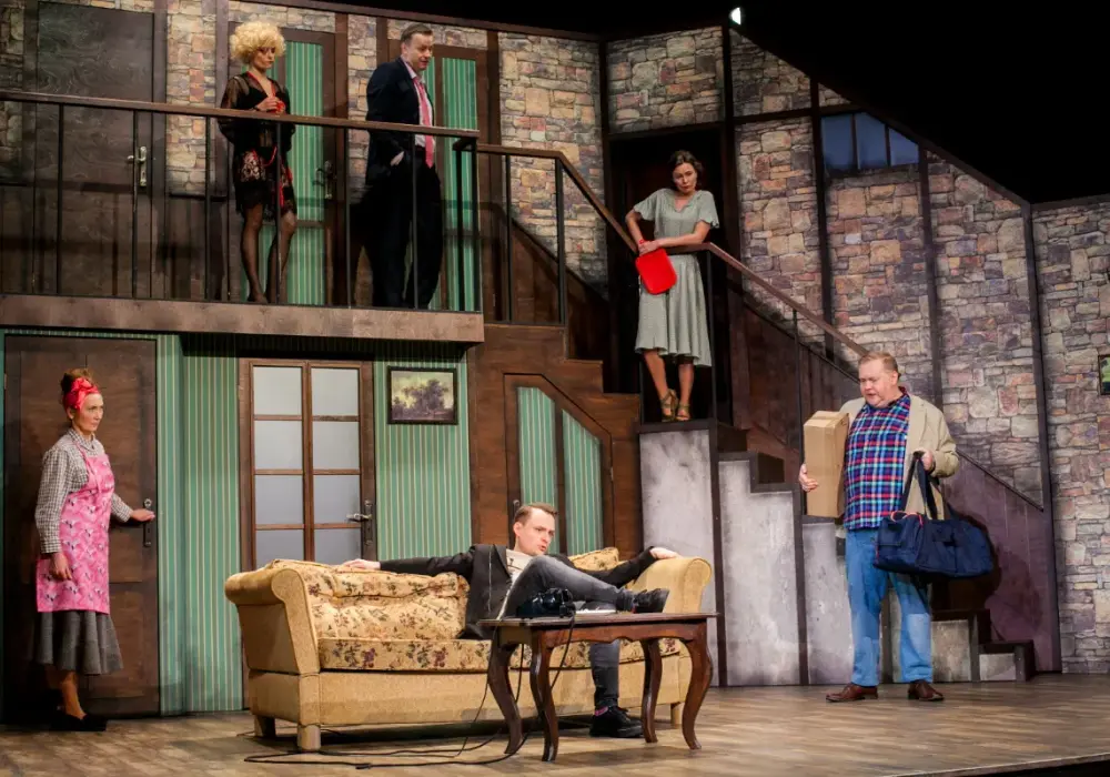 Czego nie widać w teatrze jaracza – powrót, który zaskakuje widzów
