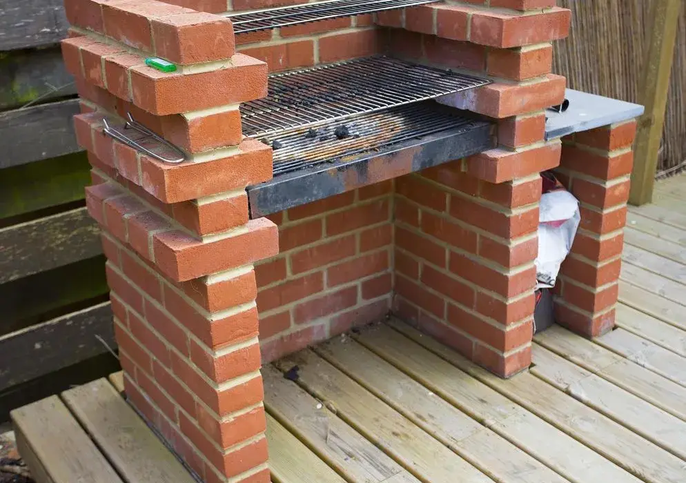 Jak łatwo zbudować grill ogrodowy - unikaj najczęstszych błędów