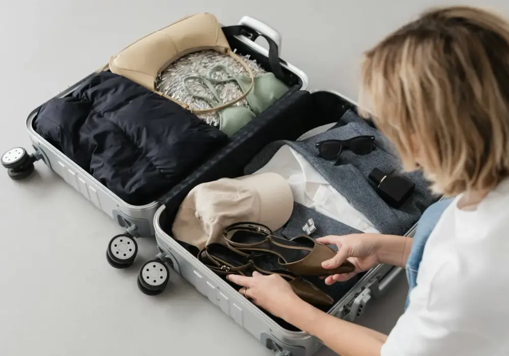 Bagaż podręczny Enter Air - Jak spakować, by uniknąć dopłat?