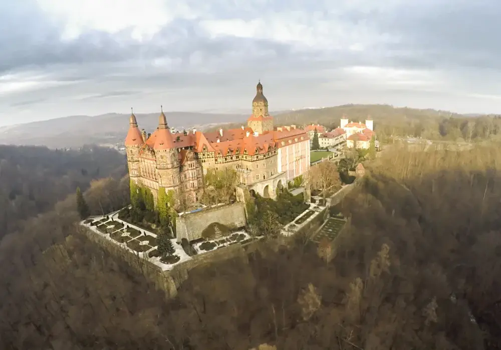 Ile zamków wybudował Kazimierz Wielki? Zaskakujące fakty historyczne