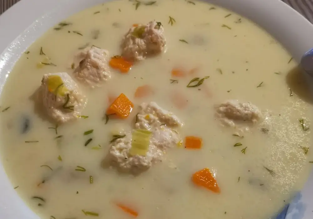 Zupa królewska - przepis. Jak zrobić ją idealną?