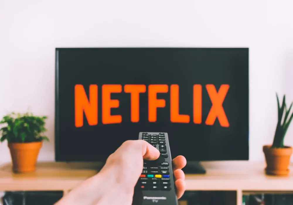 Jak uczyć się angielskiego z filmów - skuteczne metody i porady