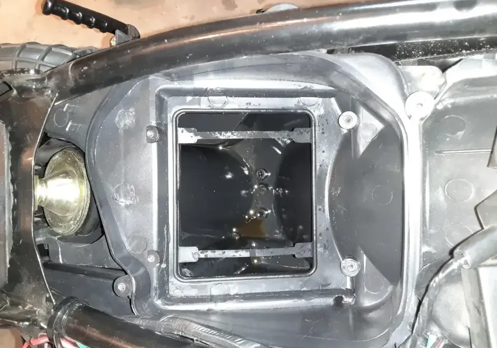 Odma silnika - olej w airboxie? Objawy i diagnostyka