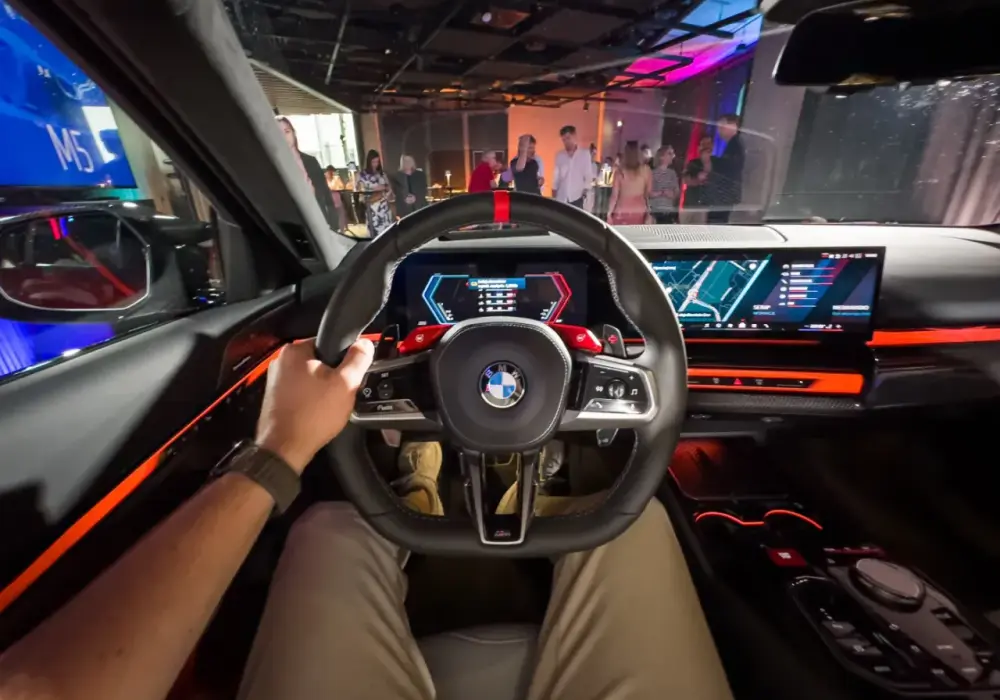 BMW M5 - Czy hybryda 727 KM to nadal prawdziwe M?