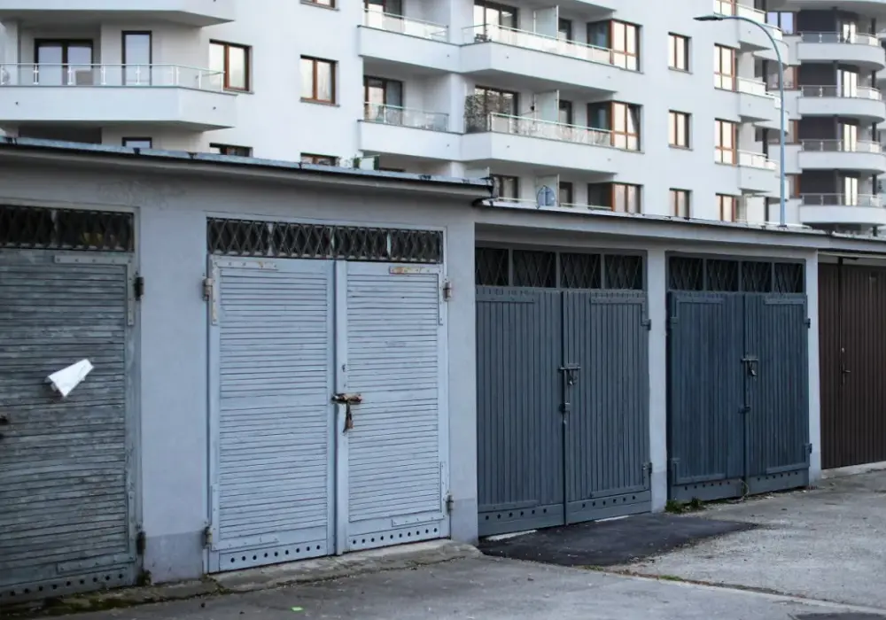 Ile kosztuje garaż murowany? Realny kosztorys 2026 + porady