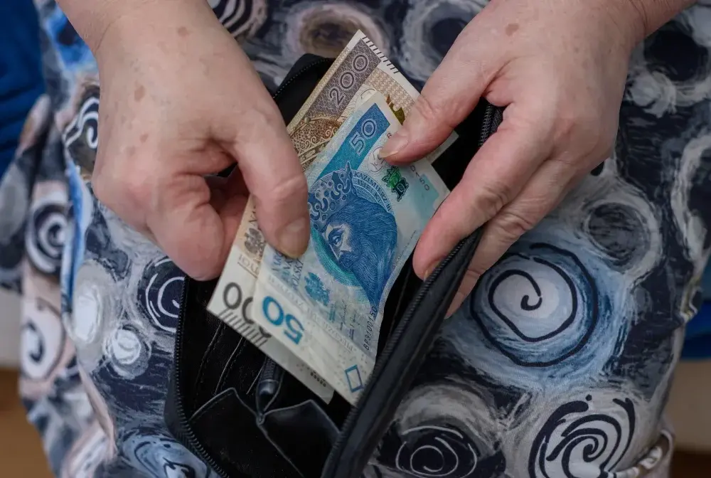 Renta socjalna - Komu przysługuje i jak ją dostać?