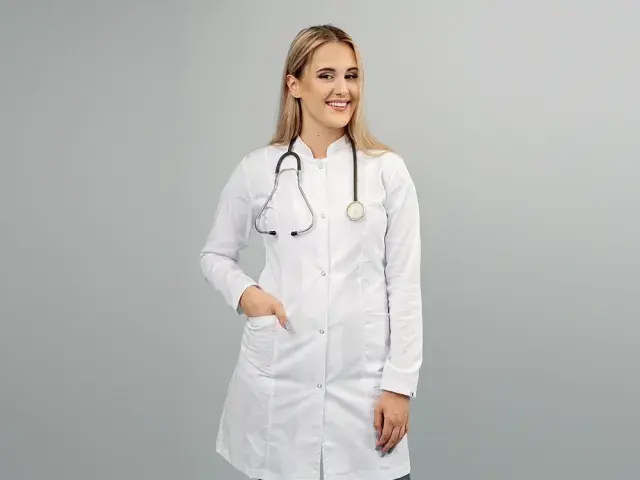 Jaki fartuch do laboratorium wybrać, aby zapewnić maksymalną ochronę?