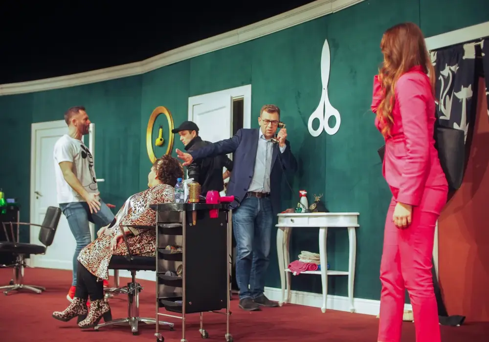 Teatr Apollo w Poznaniu - historia, wydarzenia i bilety na seanse