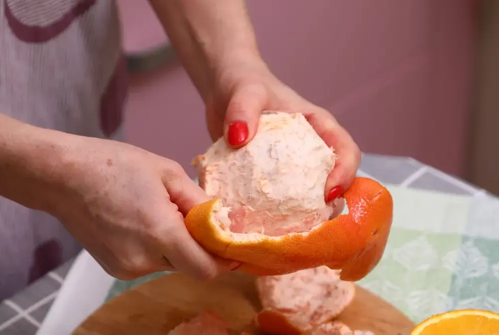 Grejpfrut kcal - Ile kalorii ma połówka i czy faktycznie odchudza?