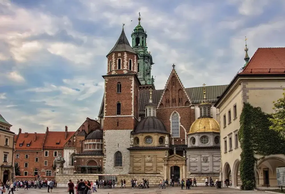 Ile kościołów jest na Starym Mieście w Krakowie? Zaskakujące liczby!