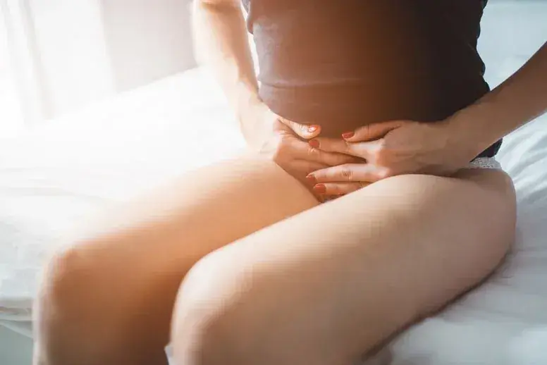 Kiedy wraca miesiączka po porodzie? Zaskakujące fakty i porady