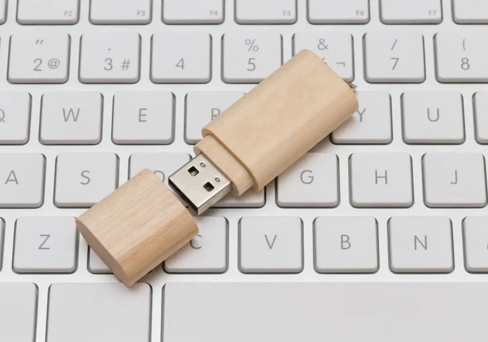 Jak skopiować pliki na pendrive - bez błędów i problemów?