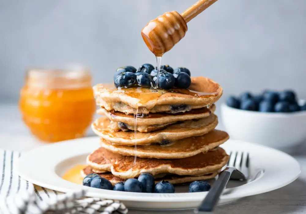 Pyszne domowe pancakes - sekretny składnik, który sprawi, że wszyscy będą chcieli więcej!