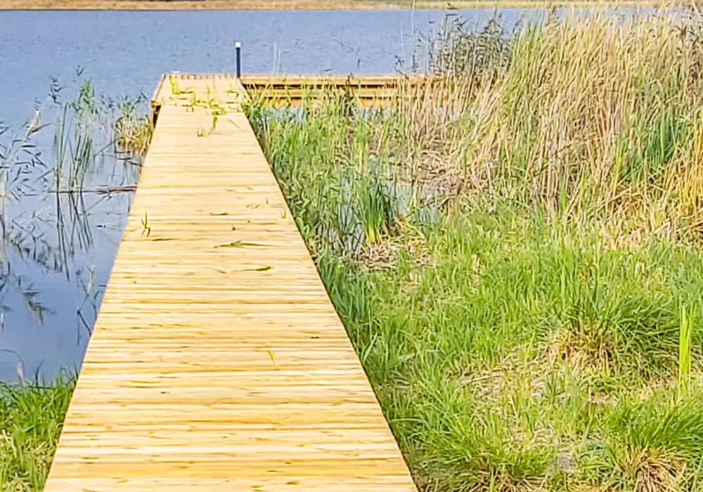 Ile kosztuje budowa pomostu? Sprawdź, by uniknąć niepotrzebnych wydatków