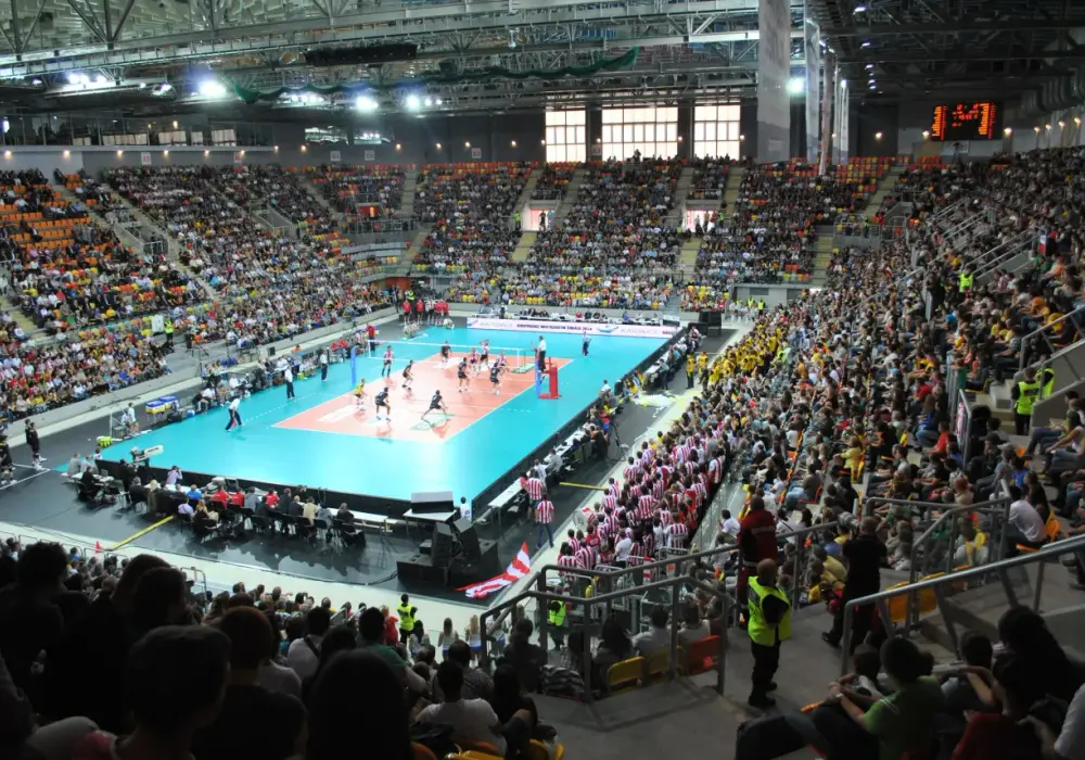 Hale sportowe Częstochowa: Żużlowa, Polonia, wynajem co wybrać?