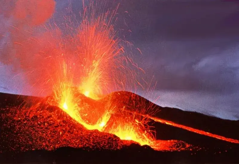 Wulkan Hekla: erupcje, geologia i znaczenie dla Islandii