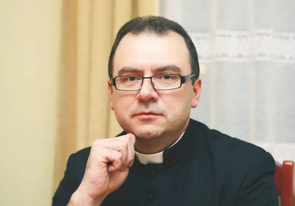 Czy przeklinanie uniemożliwia Komunię Świętą? Wyjaśniamy
