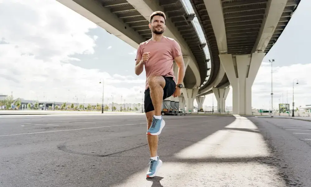 Co to jest trening cardio? Poznaj korzyści i skuteczne ćwiczenia