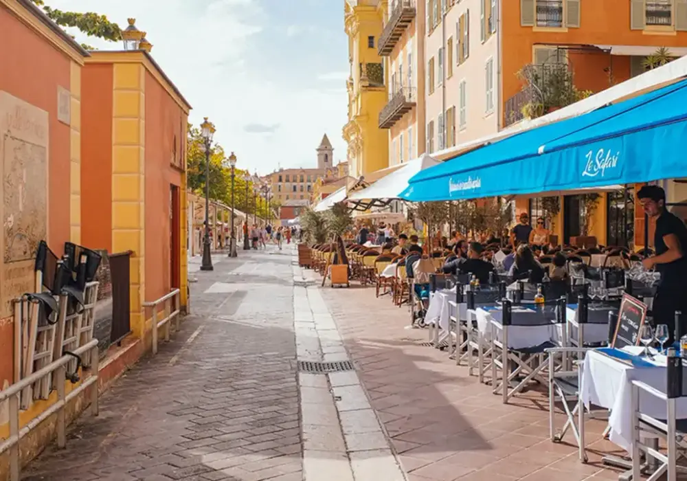 Gdzie zjeść w Nicei? Odkryj najlepsze restauracje i lokalne smaki